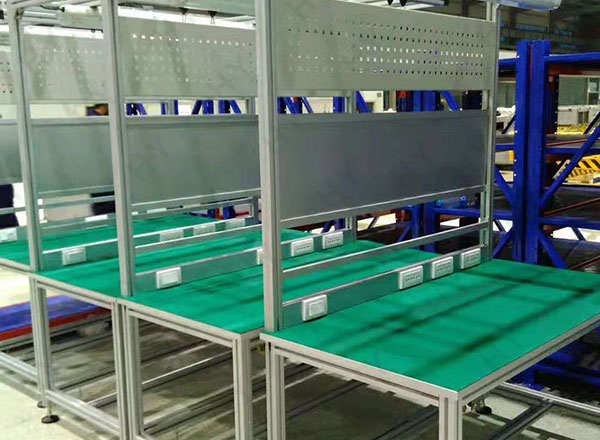 鋁型材工作臺(tái)